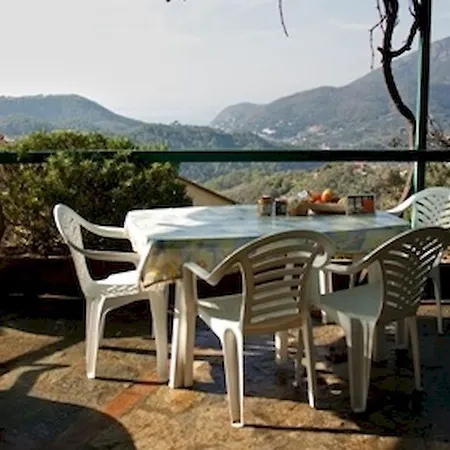 Lavanda Apartment Levanto